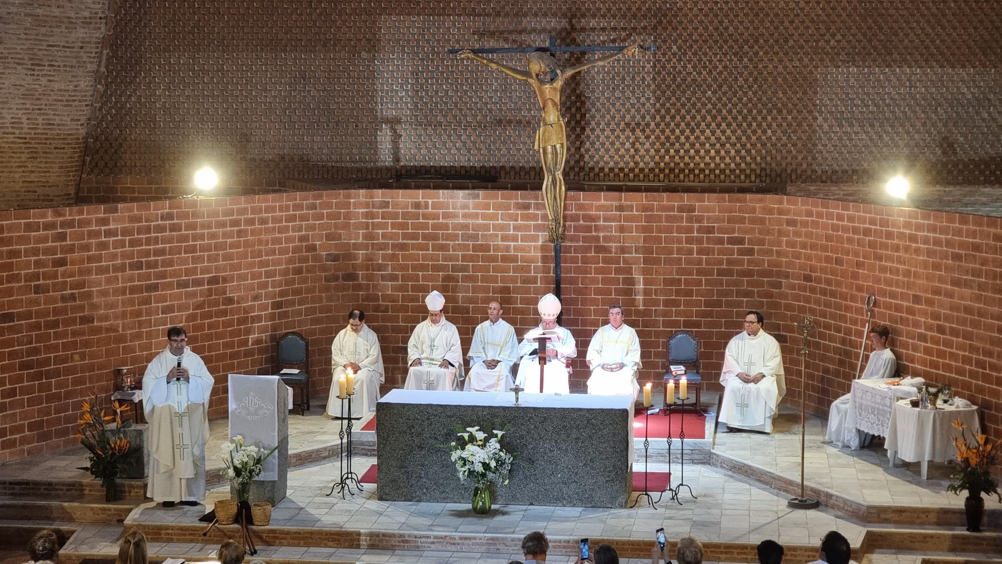 Dedicación de la Iglesia de Cristo Obrero y de la Virgen de Lourdes, Estación Atlántida